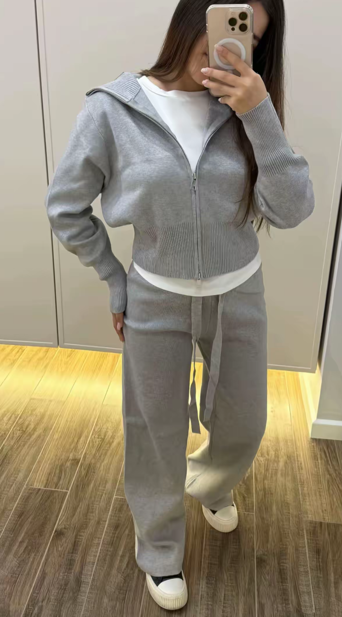 Lounge wear